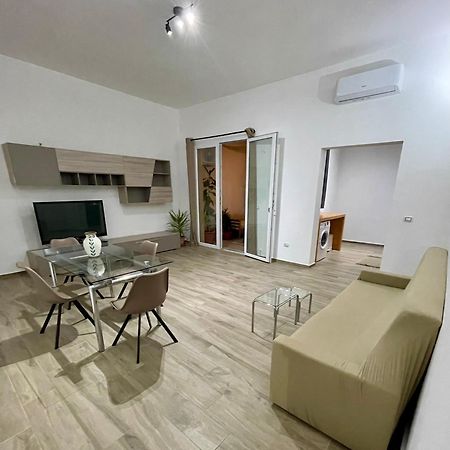 Cristina Home San Pietro Vernotico Buitenkant foto