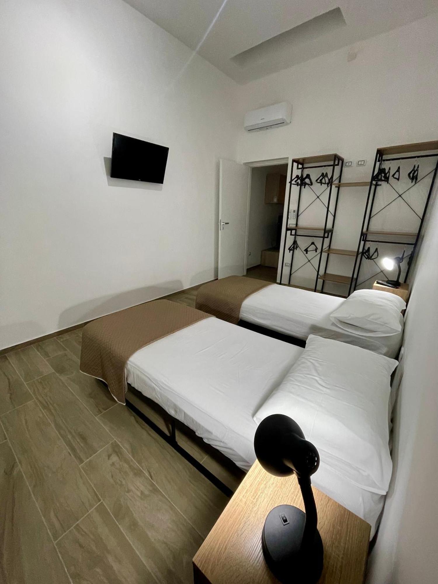 Cristina Home San Pietro Vernotico Buitenkant foto